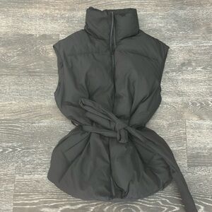& Other Stories Puffer Vest Great Condition